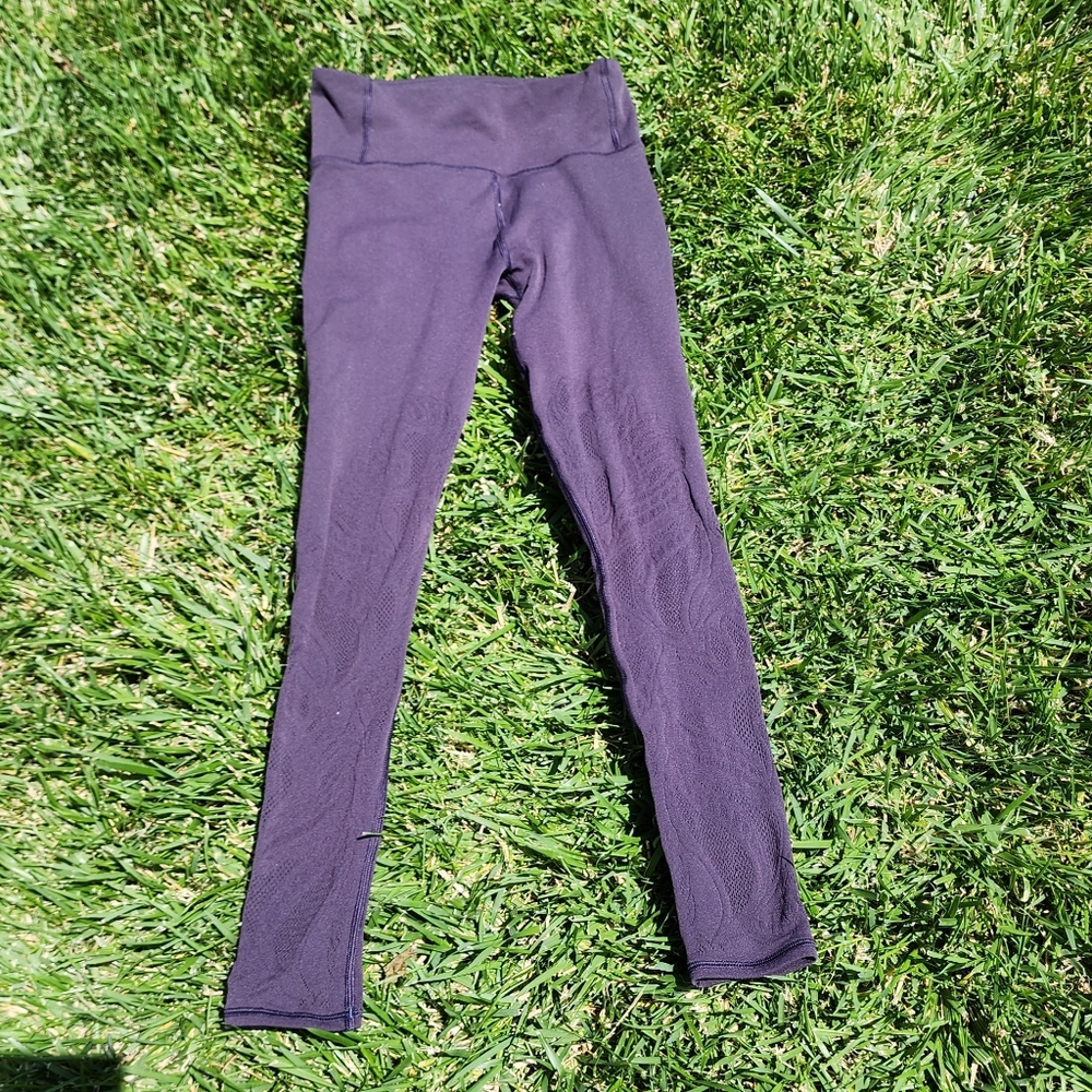 Lululemon purple lace cutout leggings used great condition